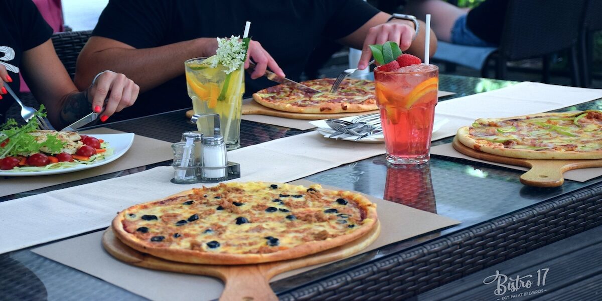 Bistro 17